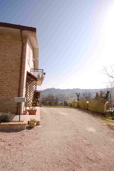 Casa singola in vendita a Montefalcone Appennino