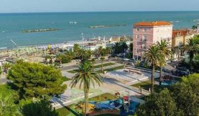 Attivita' in Vendita a Porto San Giorgio