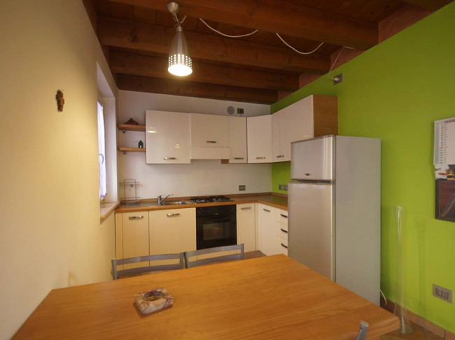 Appartamento Duplex in Affitto in affitto a Castelnuovo del Garda