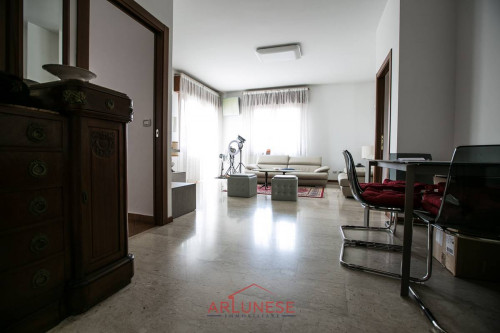 Appartamento in Vendita a Parabiago