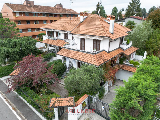 Villa in Vendita a San Vittore Olona