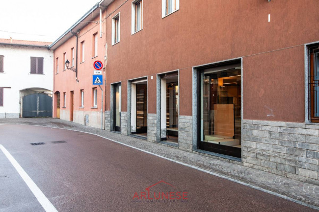 Attività commerciale in Affitto a Casorezzo