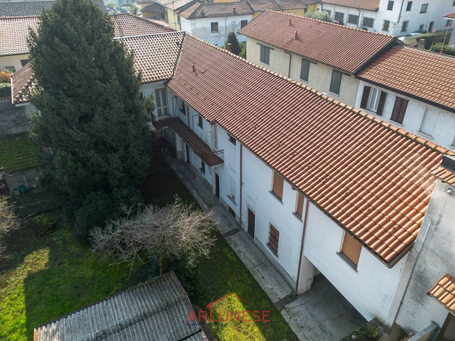 Casa singola in Vendita a Parabiago