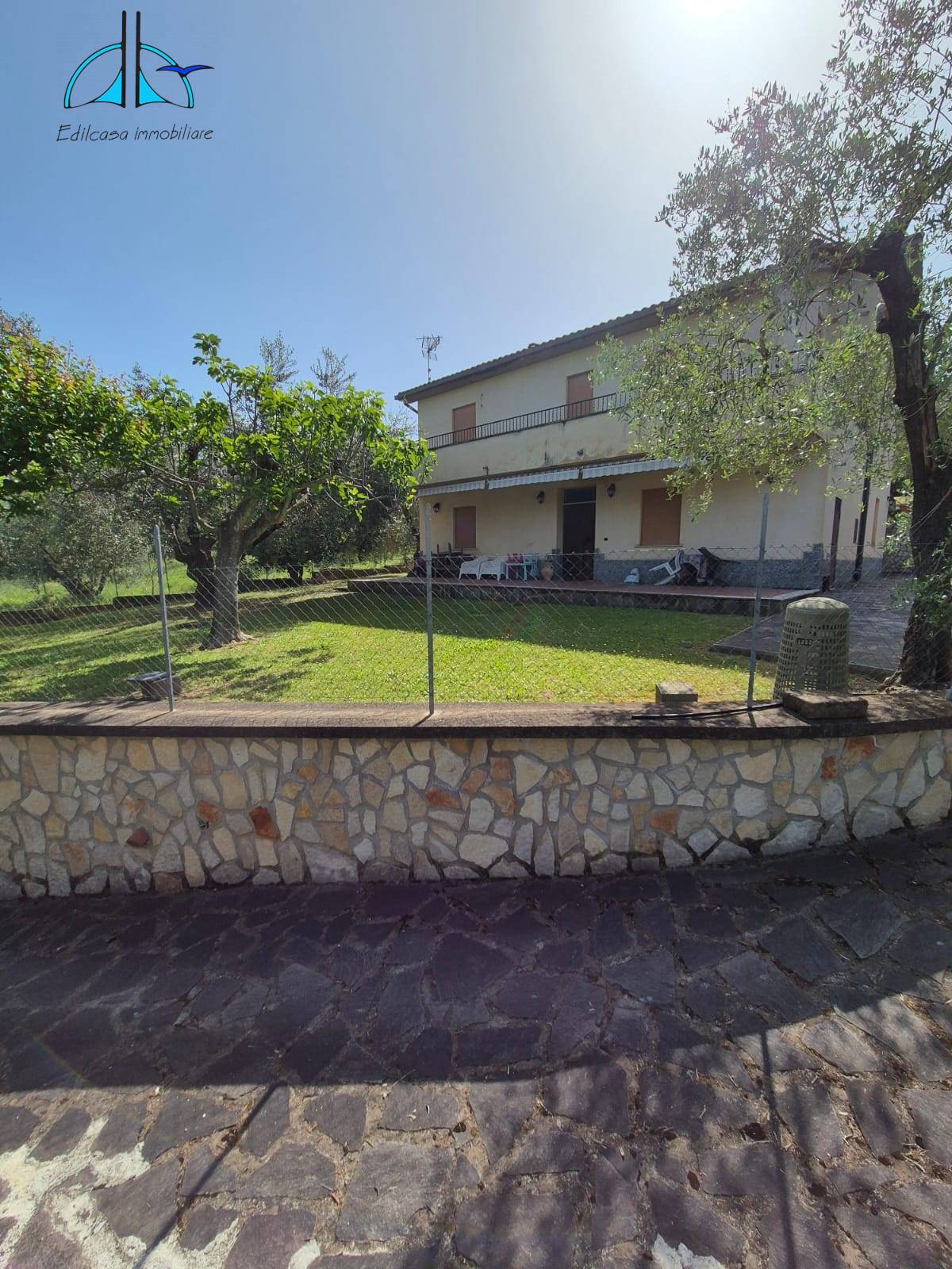 Villa in vendita a Baccelli, Fara In Sabina (RI)