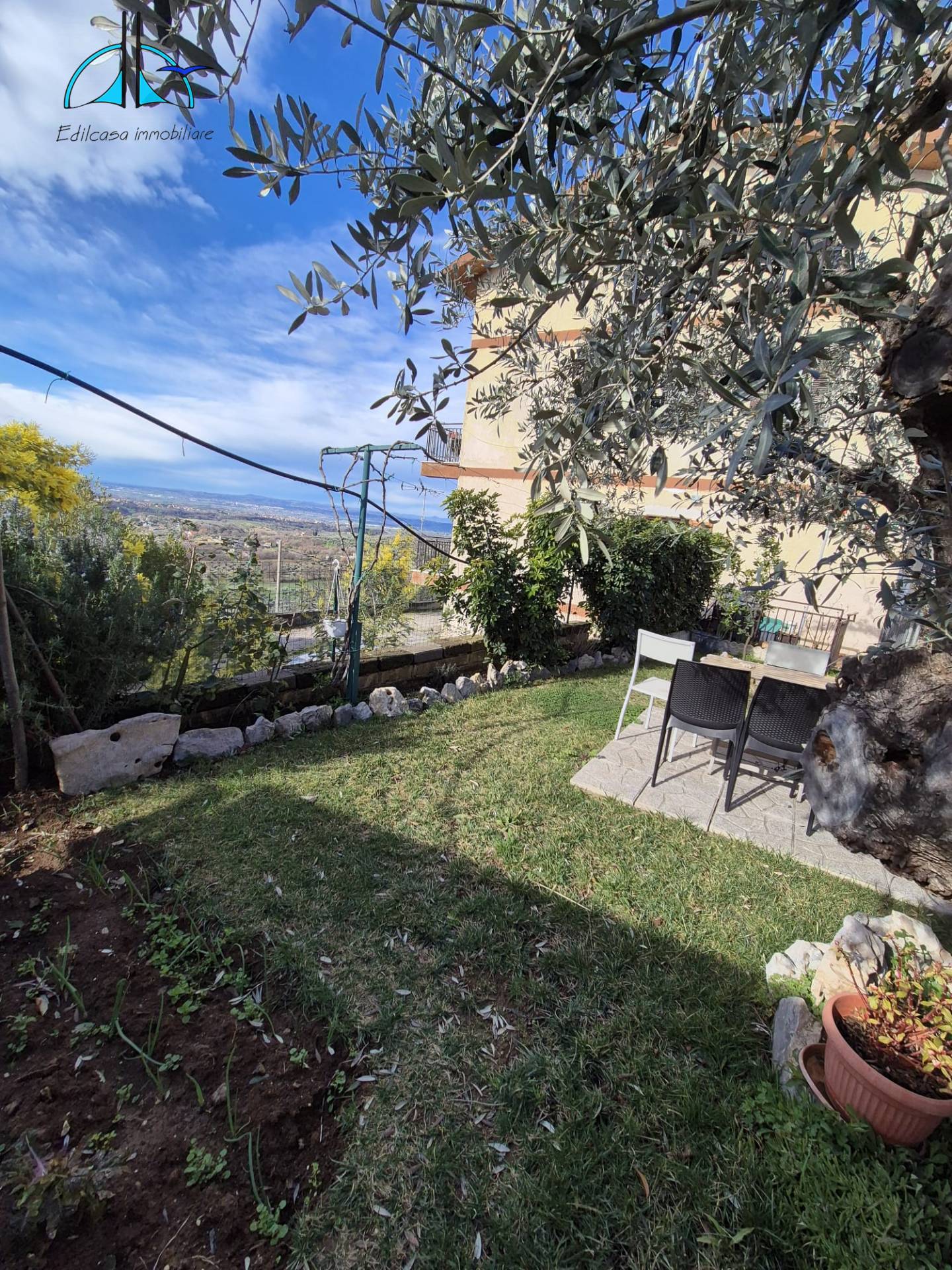 Appartamento in vendita a Nerola (RM)
