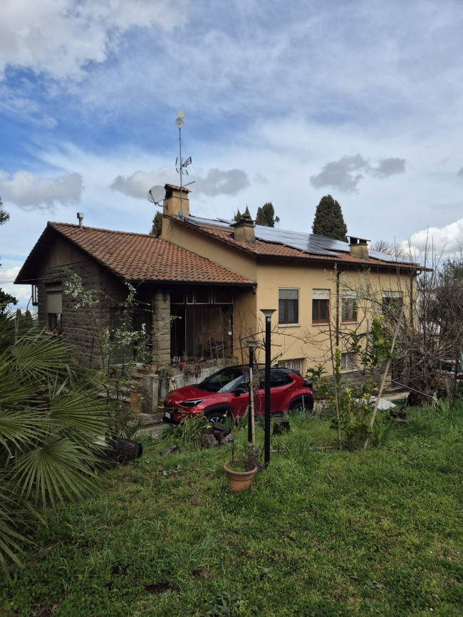 Villa in vendita a Grottaferrata (RM)