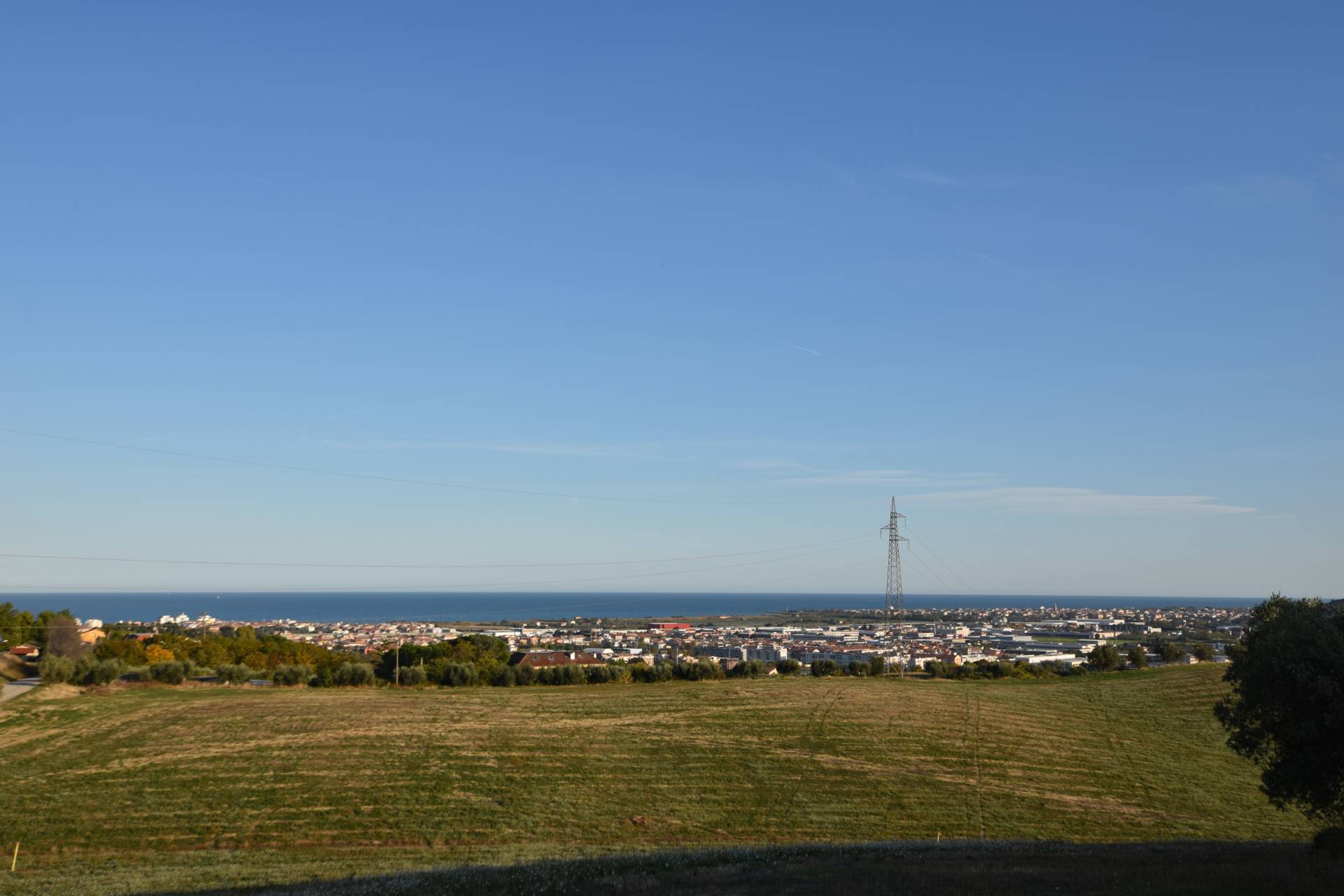 Rustico/Casale In Vendita A San Benedetto Del Tronto Cod. 2061