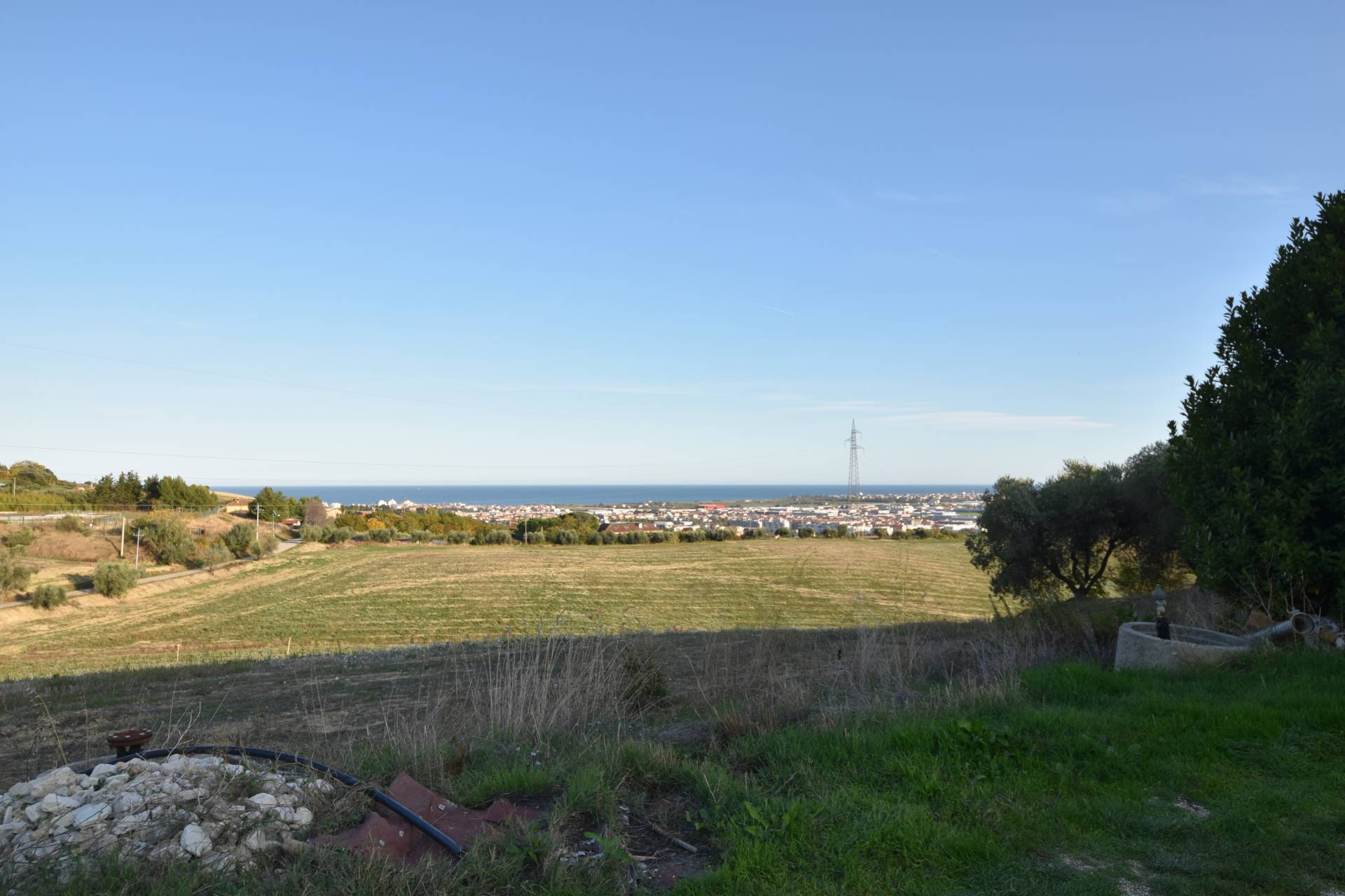 Rustico/Casale In Vendita A San Benedetto Del Tronto Cod. 2061