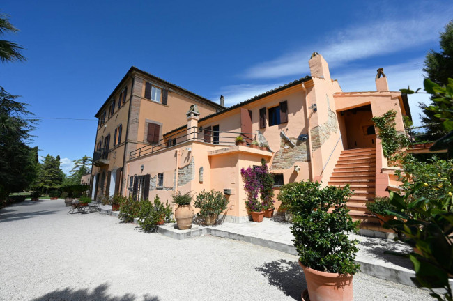 Villa in Vendita a San Benedetto del Tronto