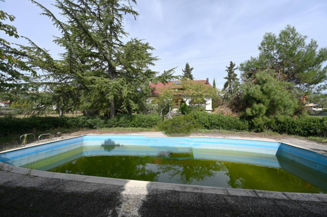 Villa in vendita a Colli Del Tronto (AP)