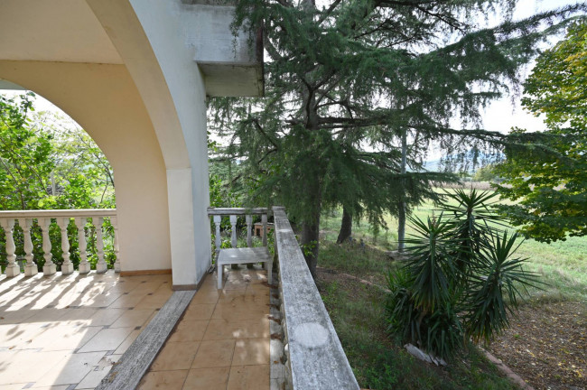 Villa in vendita a Colli Del Tronto (AP)