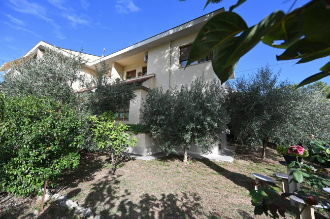 Villa in Vendita a Ascoli Piceno