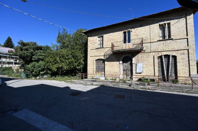 Casa indipendente in vendita a Ascoli Piceno (AP)