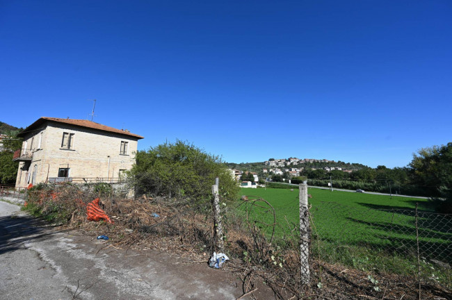 Casa indipendente in vendita a Ascoli Piceno (AP)