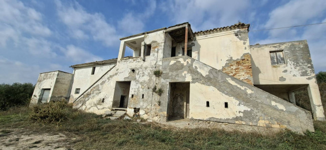 Rustico/Casale in Vendita a Monteprandone