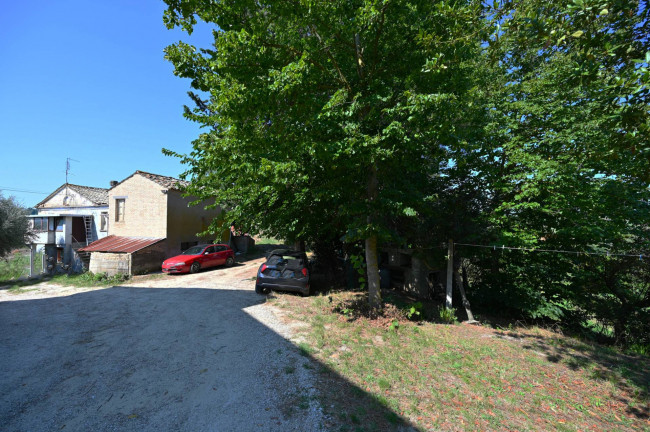 Casa Indipendente in Vendita a Monsampolo del Tronto