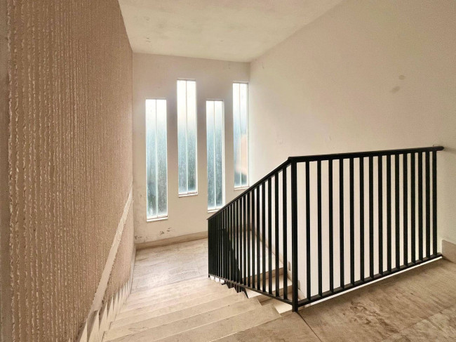 Capannone in Vendita a Monsampolo del Tronto