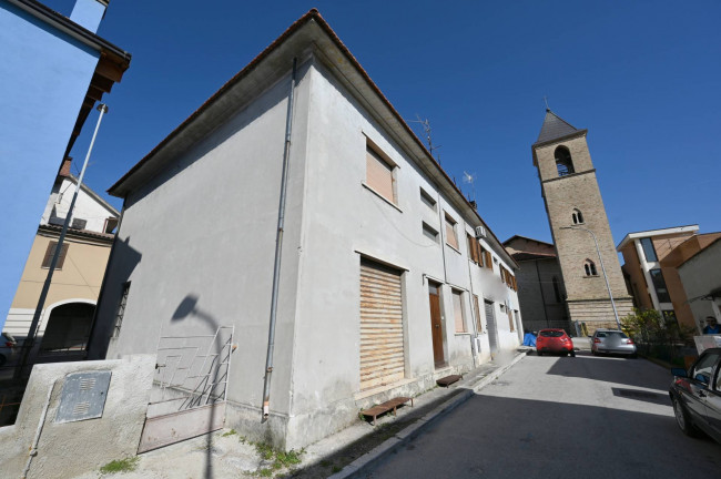 Casa singola in Vendita a Castel di Lama