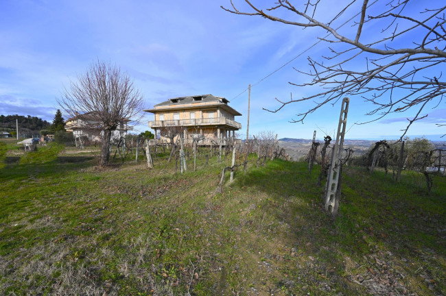 Casa singola in Vendita a Folignano