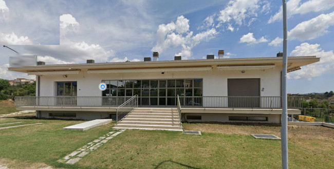 Studio/Ufficio in Affitto/Vendita a Appignano del Tronto