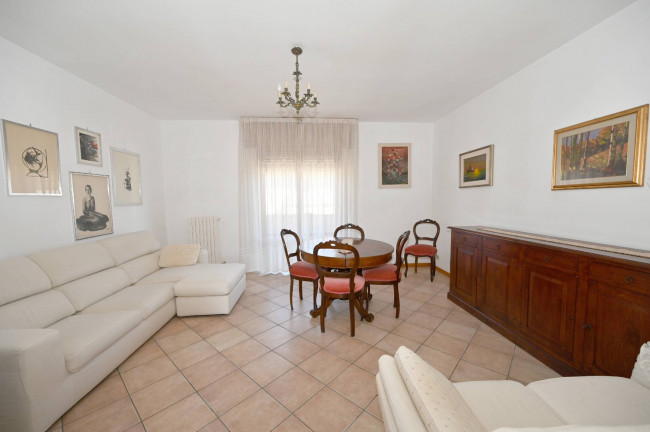 Appartamento in Vendita a Colli del Tronto