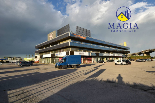 Locale commerciale in Vendita a San Benedetto del Tronto