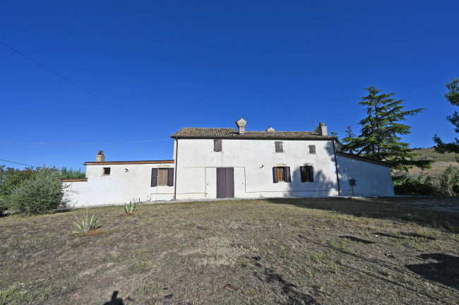 Rustico/Casale in Vendita a Ancarano