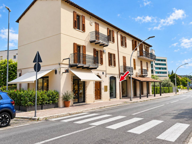 Locale commerciale in Vendita a Ascoli Piceno