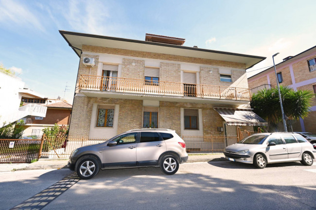 Appartamento in Vendita a Castel di Lama