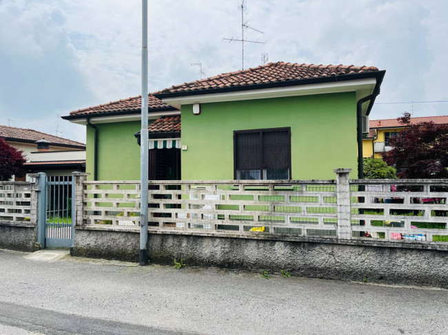 Villa in Vendita a Cassano d'Adda