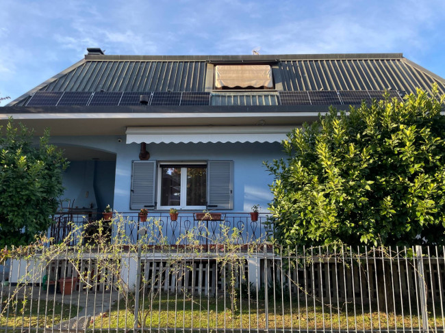 Villa in Vendita a Inzago