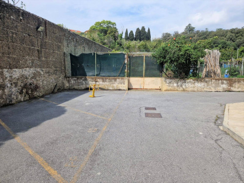 Garage/Box/Posto auto in affitto a Albissola Marina (SV)