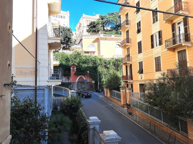 Appartamento in vendita a Savona (SV)