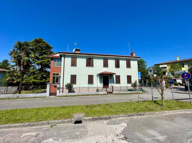 Appartamento in Vendita a Turriaco