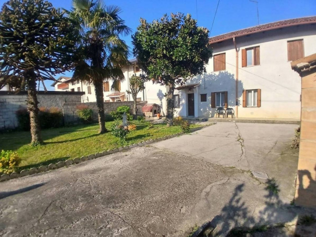 Rustico in Vendita a Bicinicco