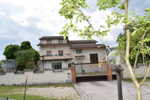 Villa in Vendita a Cassino