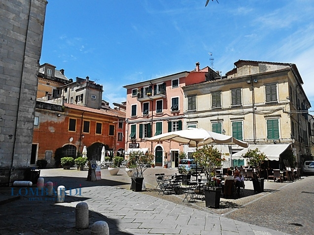 Appartamento SARZANA vendita    Lombardi Real Estate - Duomo