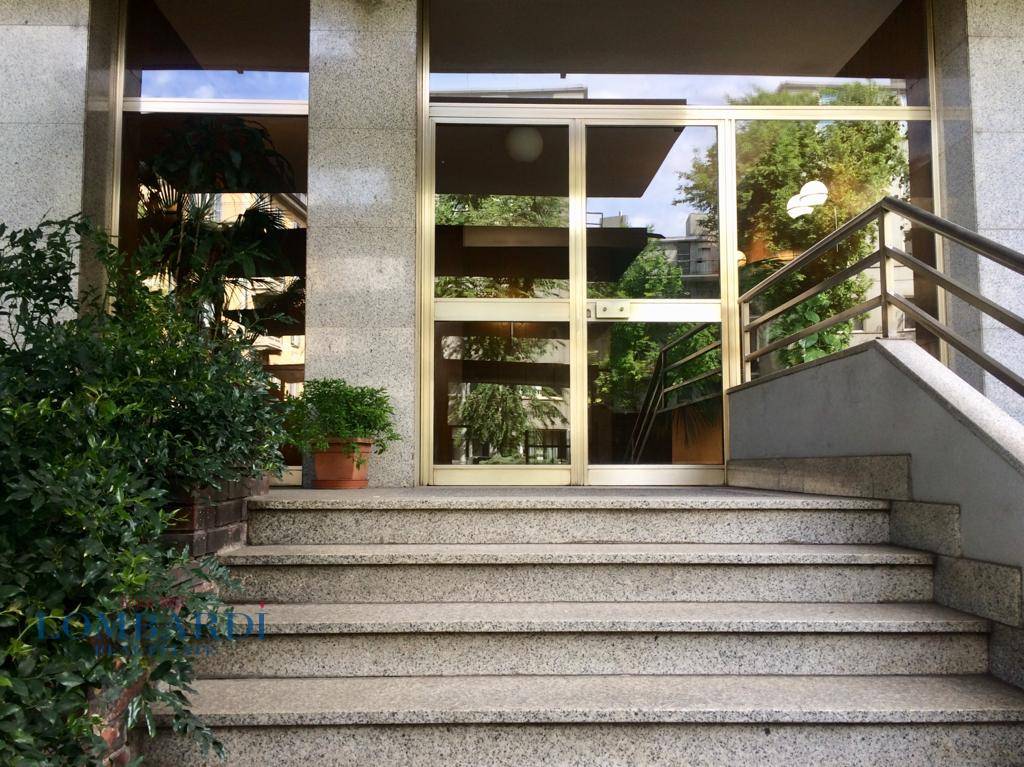Ufficio - Loc.Com. MILANO affitto  * Bocconi, B. D