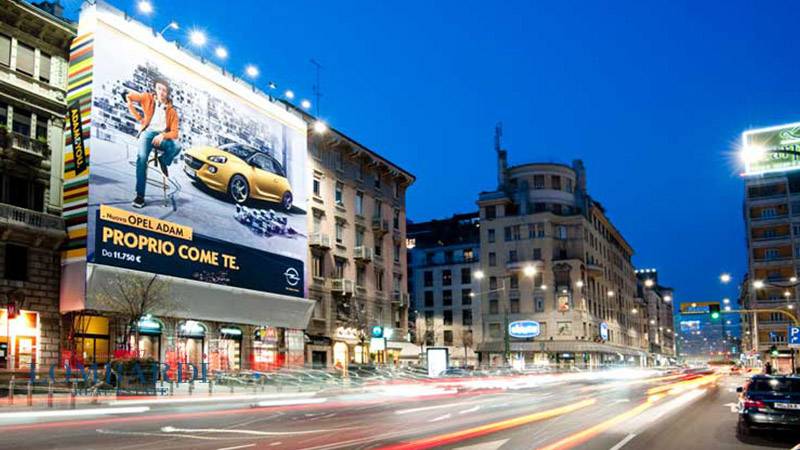 Negozio - Loc.Com. MILANO affitto    Lombardi Real Estate - Duomo