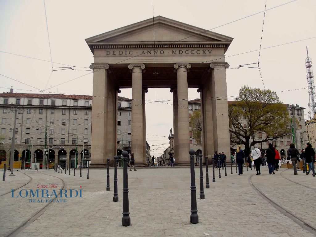 Negozio - Loc.Com. MILANO affitto  * Navigli, C.so Genova, Ticinese, P.le Vetra  Lombardi Real Estate - Duomo