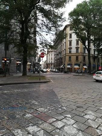 Negozio - Loc.Com. MILANO affitto  P.zza V Giornate  Lombardi Real Estate - Duomo