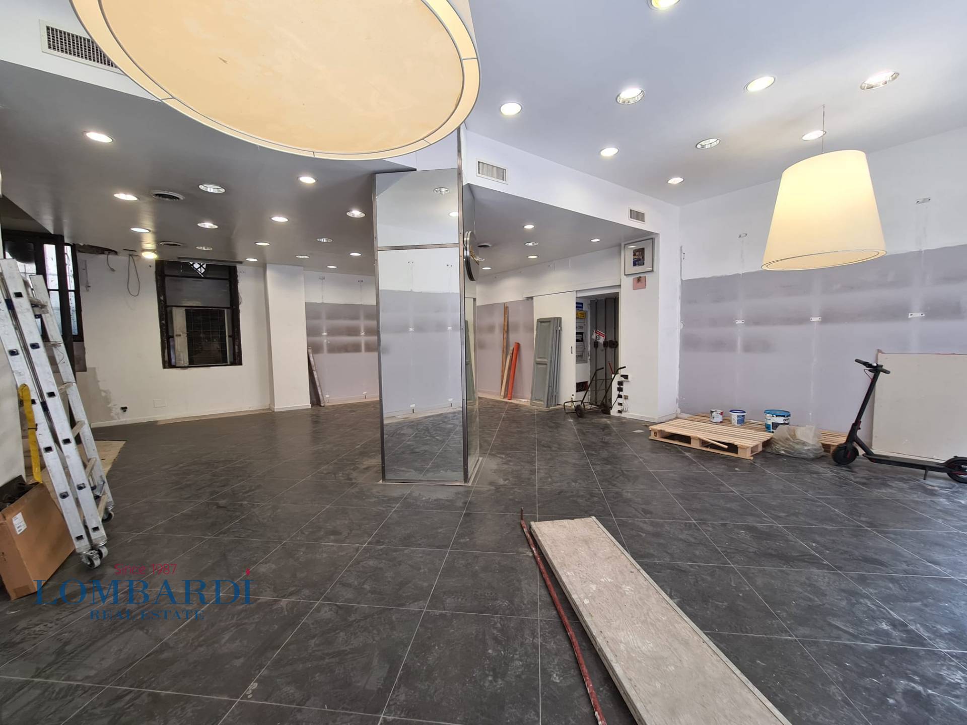 Negozio - Loc.Com. MILANO affitto  Stazione Centrale  Lombardi Real Estate - Sempione