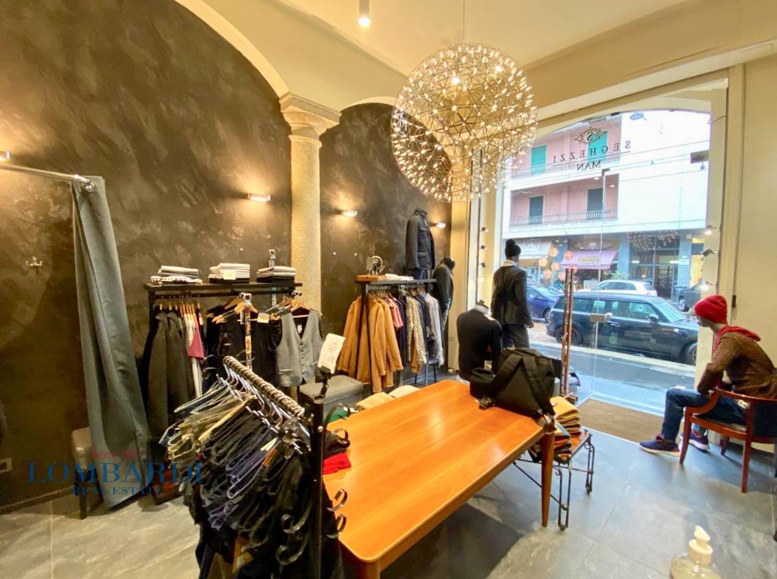 Negozio - Loc.Com. MILANO affitto    Lombardi Real Estate - Duomo