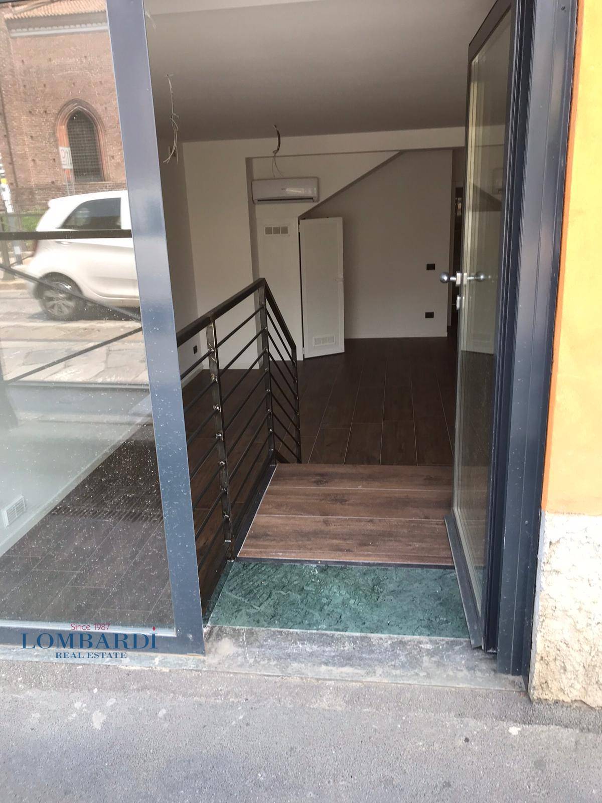 Negozio - Loc.Com. MILANO affitto  Navigli  Lombardi Real Estate - Sempione