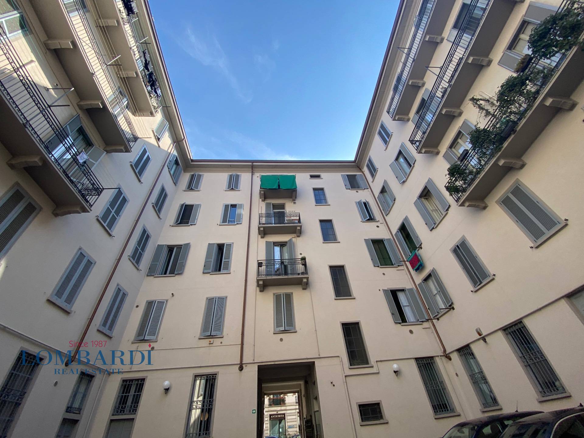 Affitto Bilocale Appartamento Milano 425703
