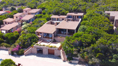 Villa in vendita a Trinità d'Agultu e Vignola
