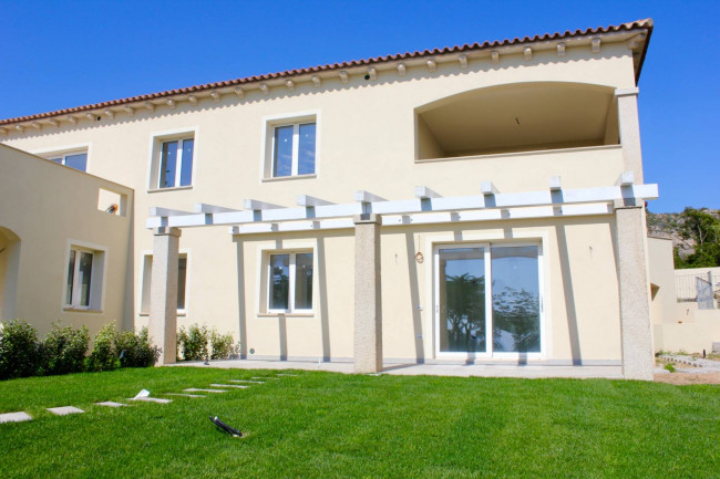 Villette a schiera in vendita a La Maddalena