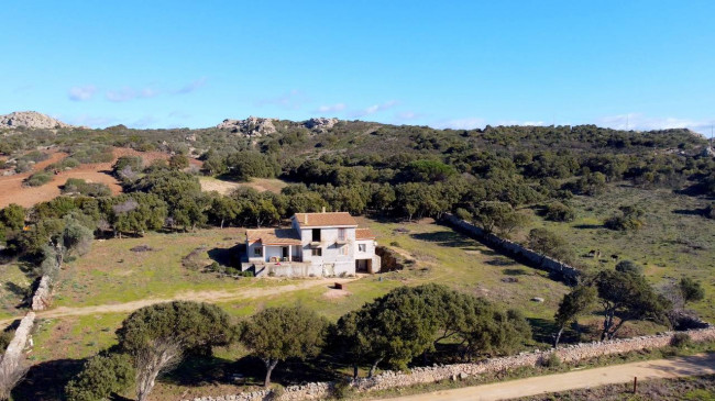 Rustico in vendita a Aglientu