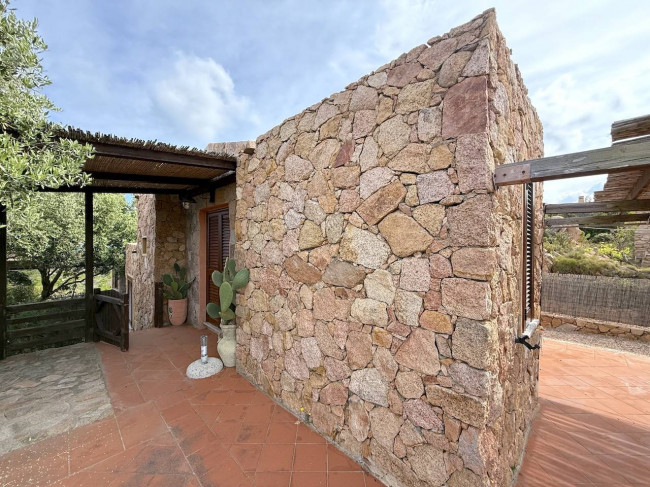  for sale in Trinità d'Agultu e Vignola