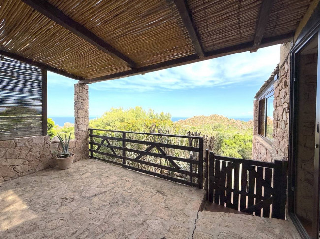  for sale in Trinità d'Agultu e Vignola